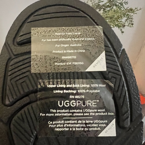 UGG Women’s Patten Boots - Picture 6 of 8